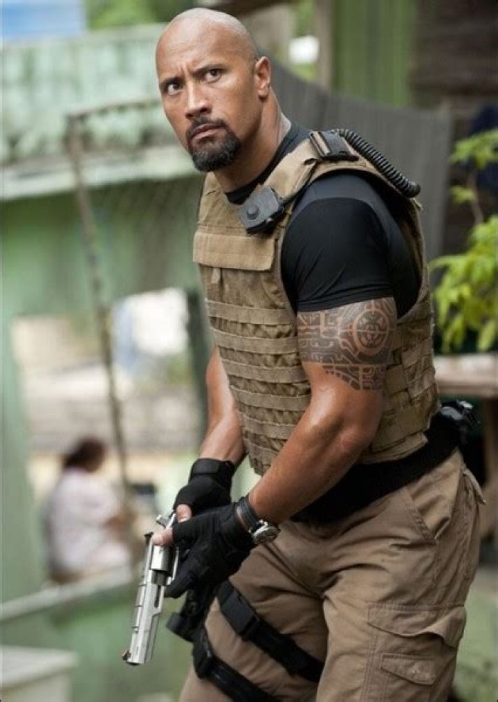 Fan Casting Theo Rossi as Officer Raphael Hernandez in Life, Death, Rebirth, Same difference on myCast