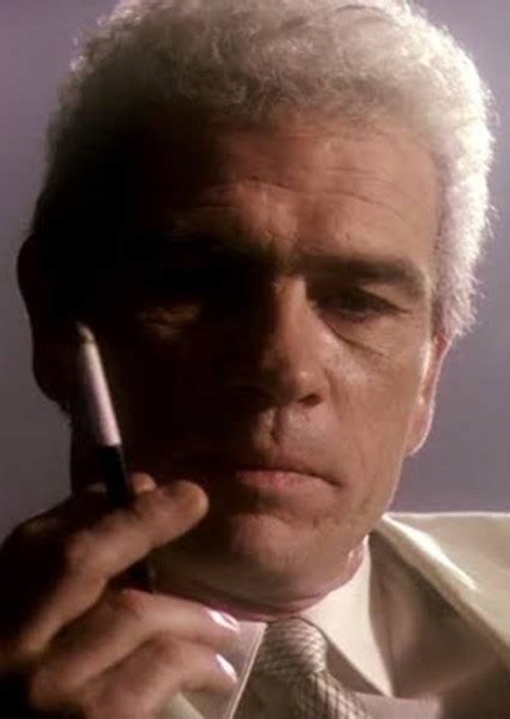 Fan Casting Tommy Lee Jones as Ben in Blue Velvet (1990s) on myCast