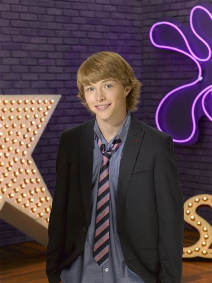 Find an Actor to Play Chad Dylan Cooper in Sonny with a Chance (2014-2016) on myCast