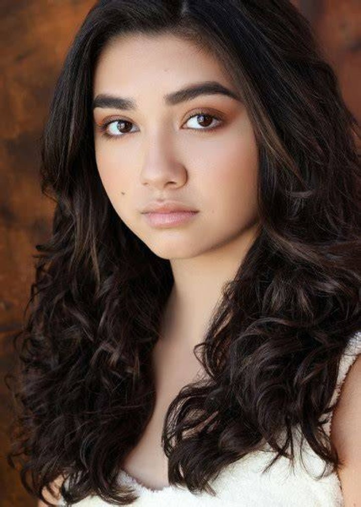 Find an Actor to Play Grace-anna 