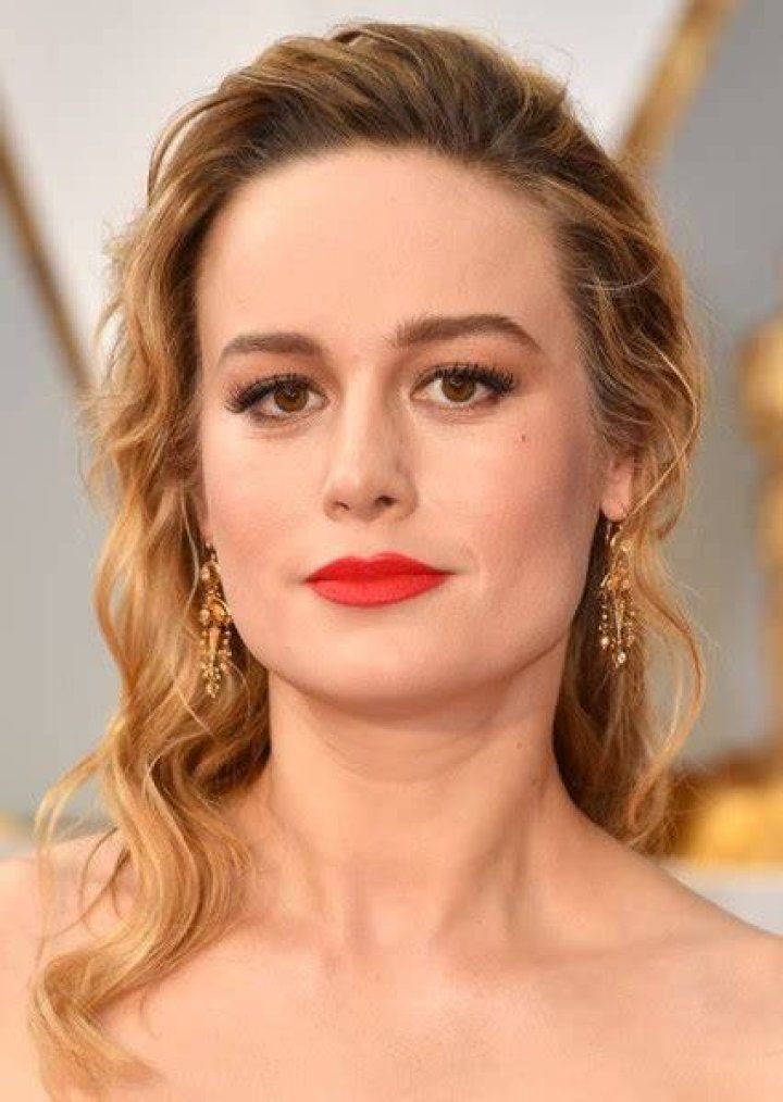 Frank Lopez's wife, who later marries Tony Montana in Scarface (2023) on myCast