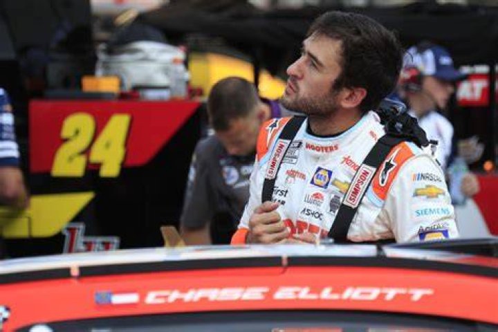 “Get This for a Good Bargain”—Chase Elliott Once Downplayed His Then $4 Million
Net Worth Against Investing Offer