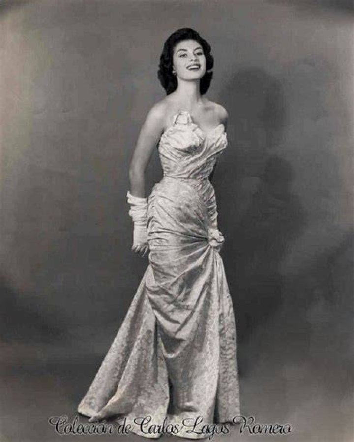 gladys zender, miss universe 1957. primera latina a vencer este concurso.
