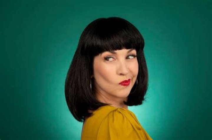 Grey DeLisle as Chinook Pilot Saluki in The Cuphead Show! (Season 3)