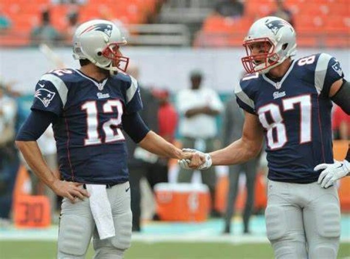 Gronkowski Handshake