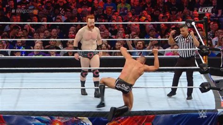 Gunther v Sheamus Clash at the Castle 2022 Cropped