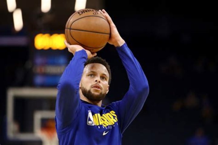 “Gym Rats”: Vince Carter Recalls How he Foresaw Greatness in an 11-Year Old
Stephen Curry