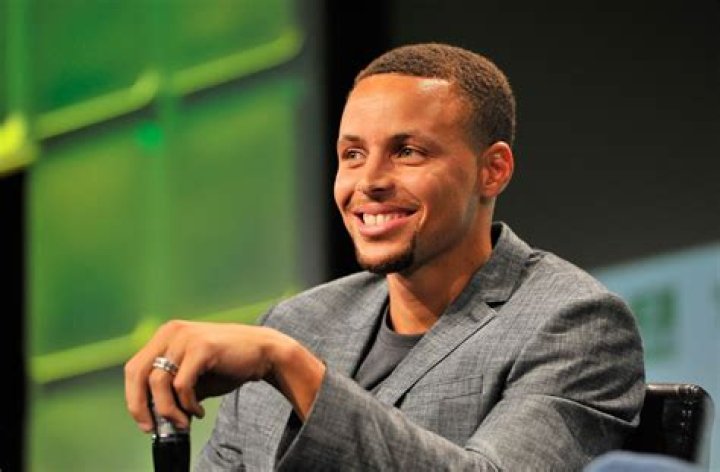 “I’d Never Think I’d Ever Go There”: Millionaire Stephen Curry Narrates “Wild”
Met Gala Experience After Joining Hands With $6,150,000,000 Worth Co
