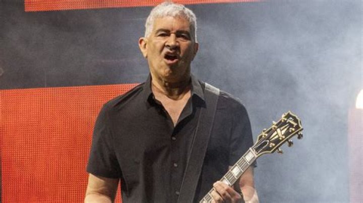 Inside Pat Smear's Rock 'N' Roll Journey