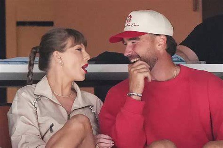 Inside Travis Kelce’s Valentine’s Day Plans With Taylor Swift in the Middle of
NFL 2024 Climax