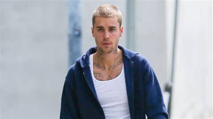 Is Justin Bieber releasing new music? Hi FM Radio, Oman