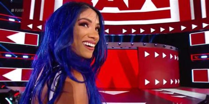 Is Sasha Banks Turning Heel?