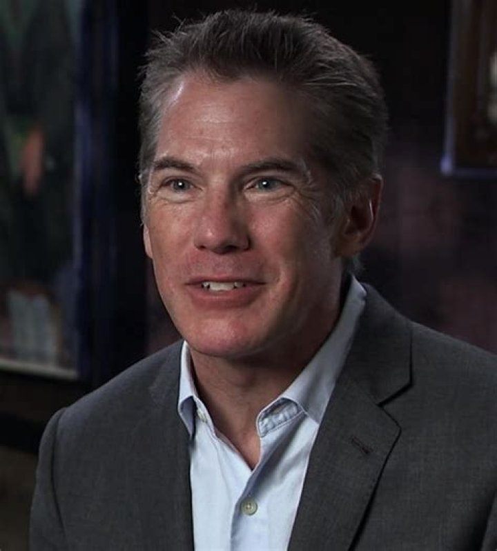 Jack Fisher as Mike Baker in Cheaper by the Dozen