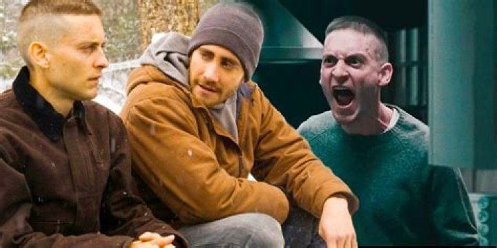 Jake Gyllenhaal as Tobey Maguire in Celebrities Look Alike 