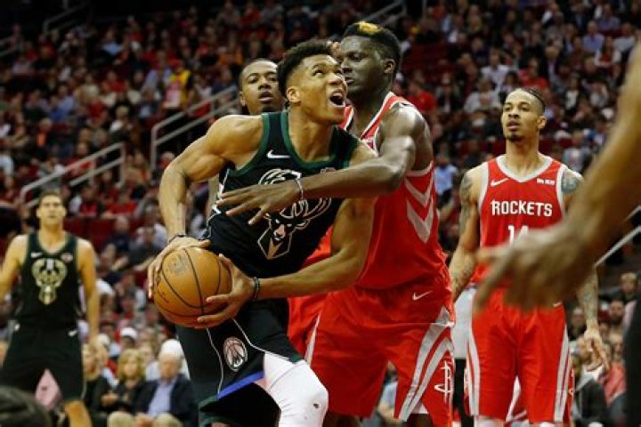 James Harden Giannis Antetokounmpo