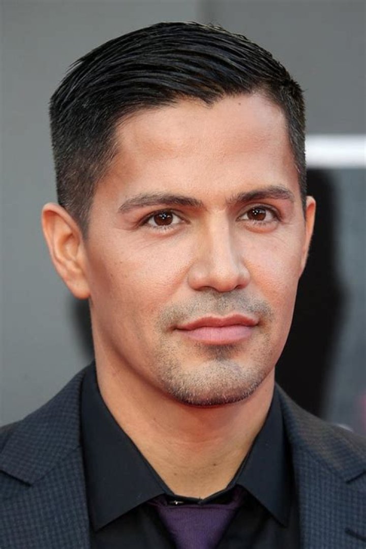 Jay Hernandez as Mexican Heritage in Celebrities Face Claims Sorted by Heritage