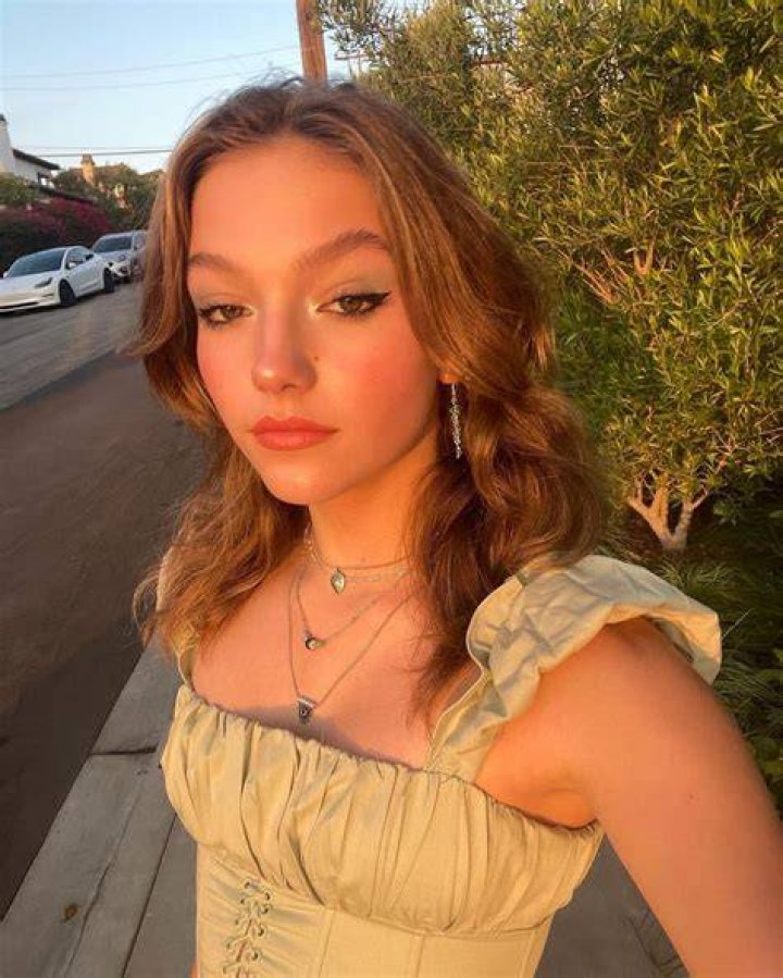 Jayden Bartels Style, Clothes, Outfits and Fashion &bull; CelebMafia