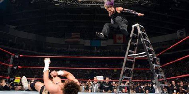 Jeff Hardy v Carlito Raw December 10, 2007 Cropped