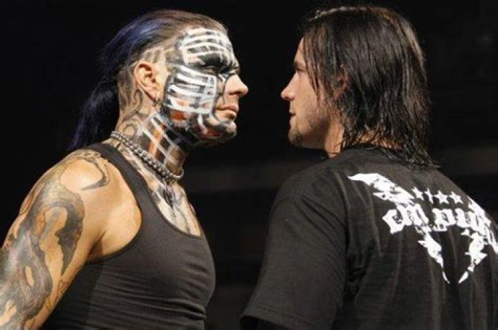Jeff Hardy v CM Punk SummerSlam 2009 Cropped