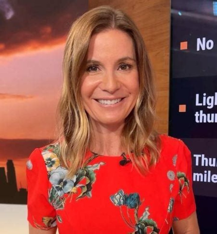 Jen Carfagno Bio, Age, Height, TWC, Family, Salary, And Net Worth