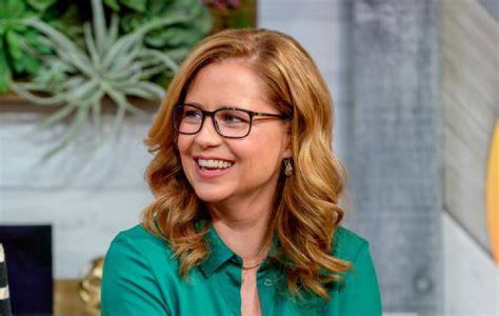 Jenna Fischer as Nancy Henderson in Harry and the Hendersons (2022)