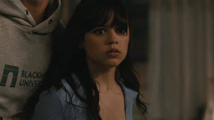 Jenna Ortega's mom Natalie furiously slams her smoking habit after new