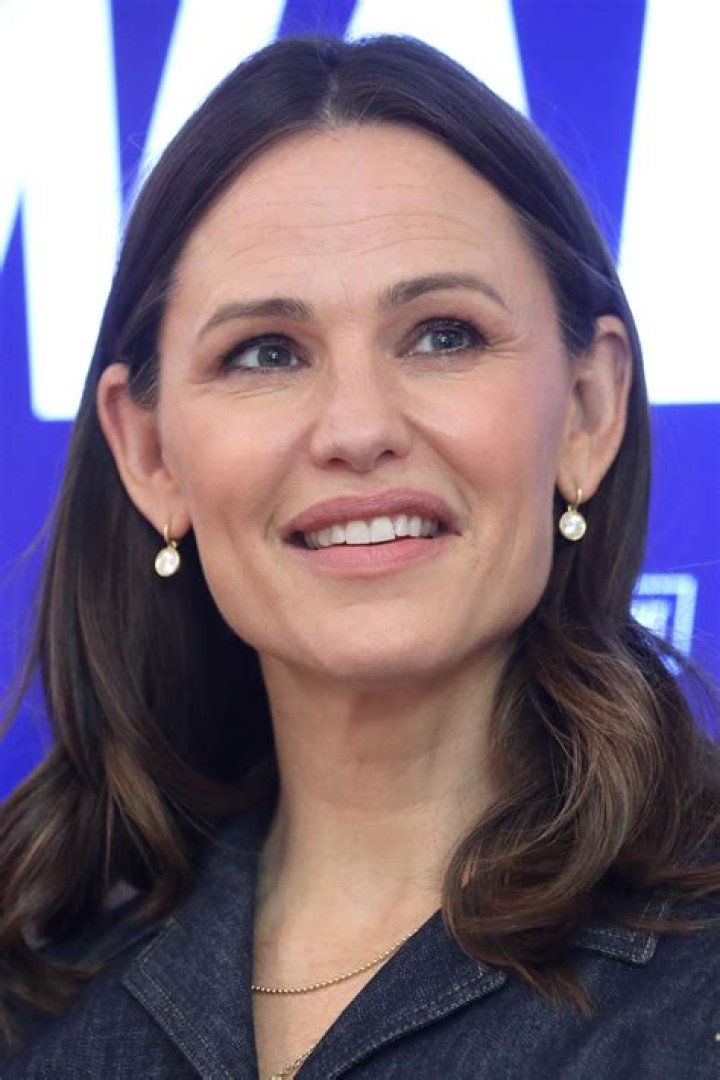 Jennifer Garner / Jennifer Garner Disney Wiki Fandom powered by