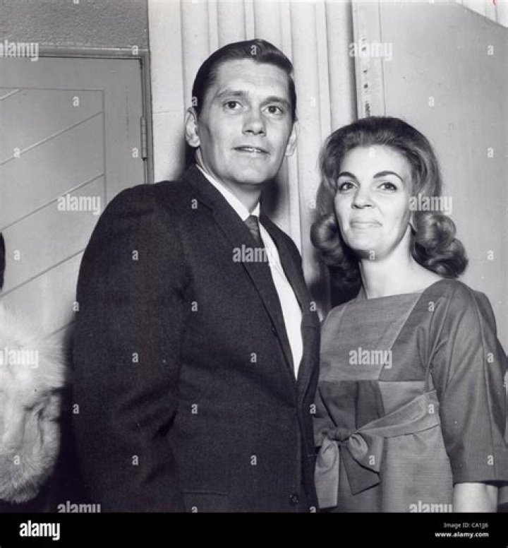 Joan Alt Everything About Dick York's Wife Dicy Trends