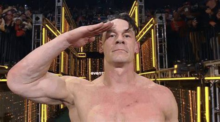 John Cena v The Great Khali Judgment Day 2007 Cropped