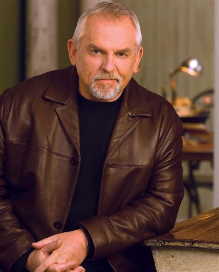 John Ratzenberger as Mack, Dubber Car in Cars 4: The Naurie of Road