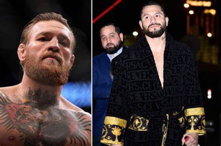 Jorge Masvidal Gives Befitting Response to Conor McGregor Over Robe Diss
