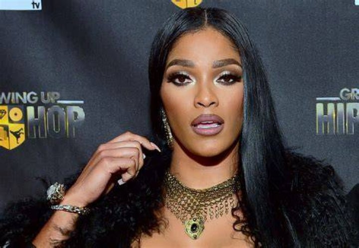 Joseline Hernandez Shows Off Her New Mystery Man On Instagram Hot 107