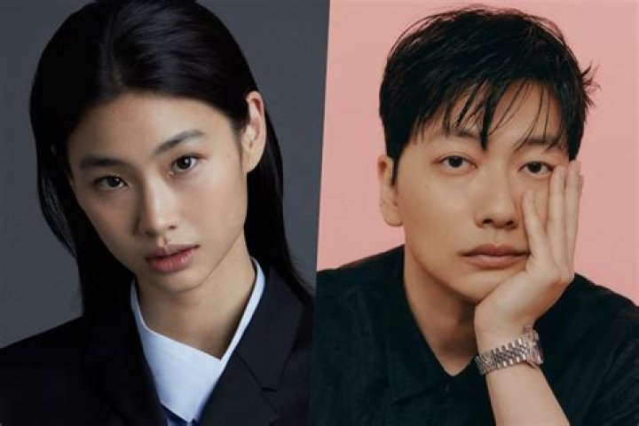 Jung Ho Yeon and Lee Dong Hwi seen on a sweet date together at the VIP