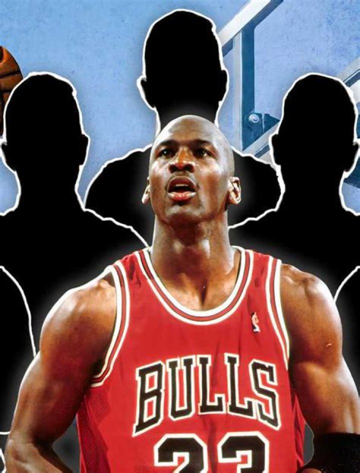 “Just Stay Off”: Michael Jordan, Who Isn’t on Twitter, Instagram or Facebook,
Had His Own Kids Monitored to Avoid LeBron James GOAT Debate