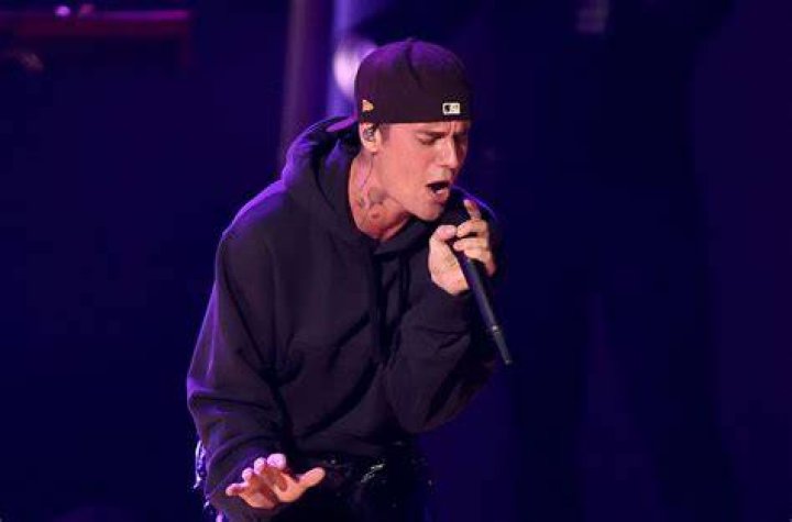 Justin Bieber New Music Singer Releasing 3 Songs Around Holidays