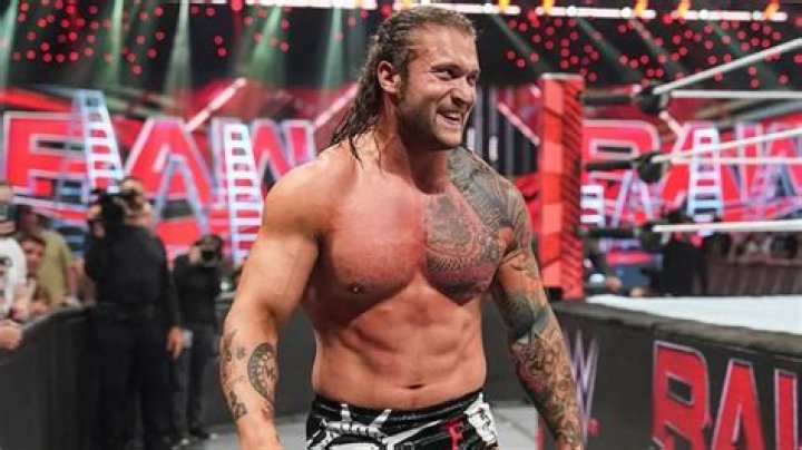 Karrion Kross posing in the ring 