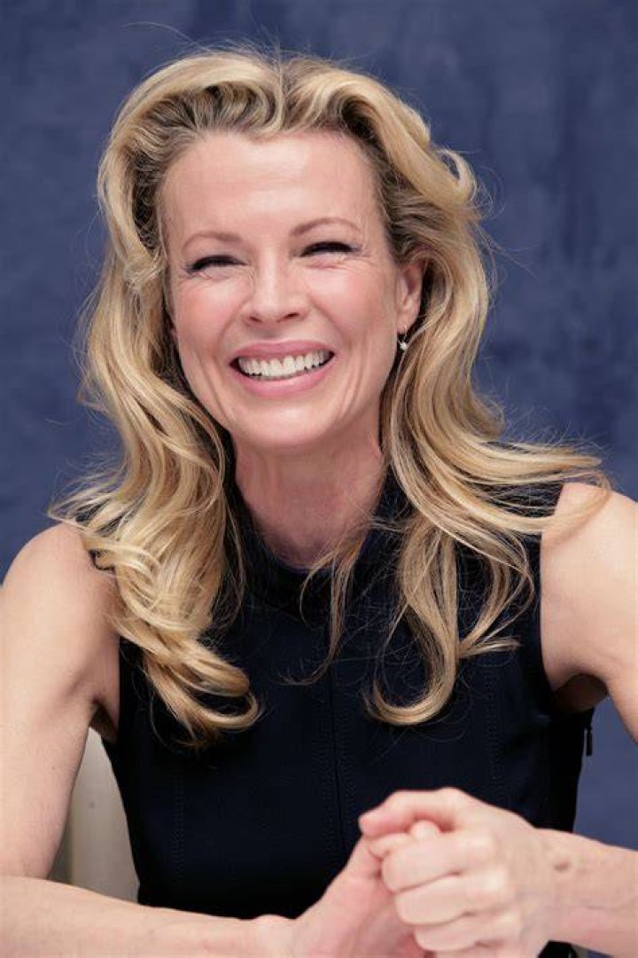 Kim Basinger as Mrs. Griffin (Mother Of Tammy Griffin) in Gabriel's Inferno