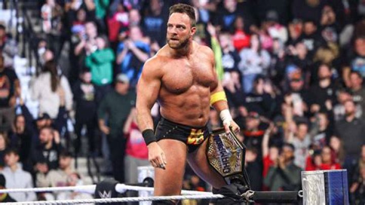 LA Knight Has All The Tools To Be WWE's Next Great Manager