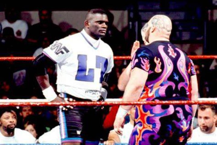 Lawrence Taylor Vs Bam Bam Bigelow