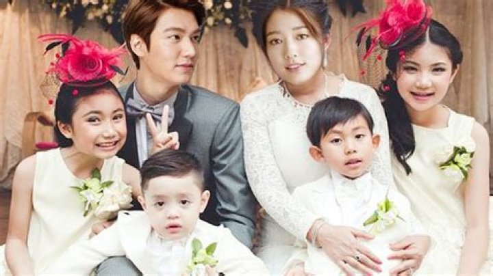 Lee Min Ho family B&iacute; mật động trời về gia đ&igrave;nh nam diễn vi&ecirc;n oppa cực