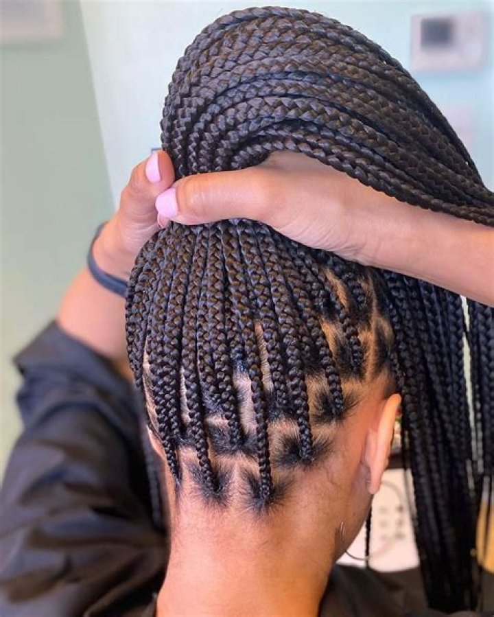 Les knotless box braids ou knotless braids &ecirc;tre belle sans souffrir