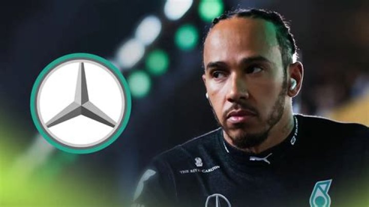 Lewis Hamilton Addresses “Abrupt” Retirement After Mercedes’ Disappointing 2023
Season