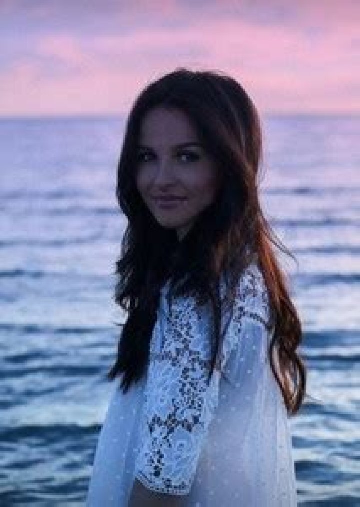 Lili Karamalikis Fan Casting