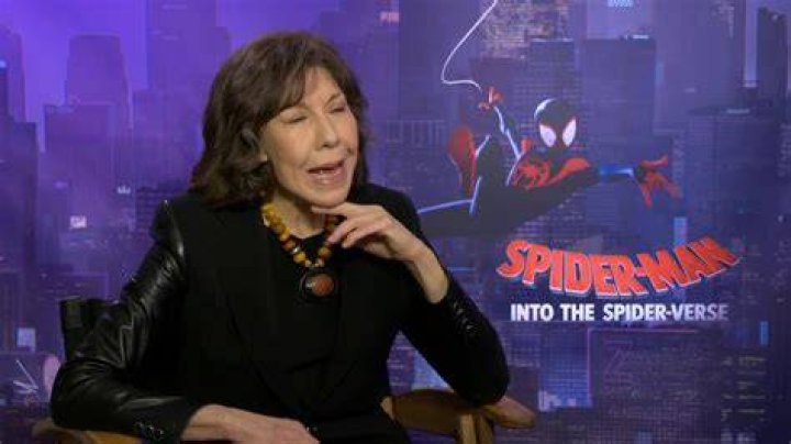 Lily Tomlin as Aunt May in Spiderman 