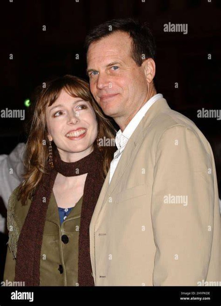 Louise Newbury, Bill Paxton&rsquo;s Wife 5 Fast Facts You Need to Know
