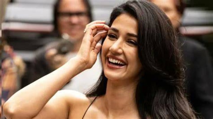 &lsquo;Sexy&rsquo;! Disha Patani Exudes Sensuality in Scorching Hot AnimalPrinted
