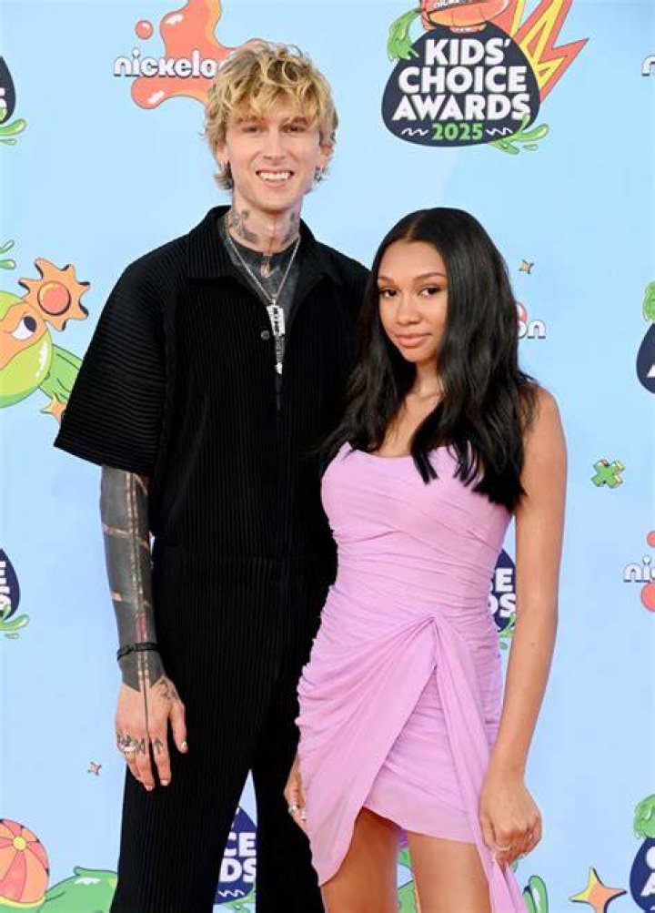 Machine Gun Kelly and Daughter Casie Perform Epic Duet of "Crazy in Love"