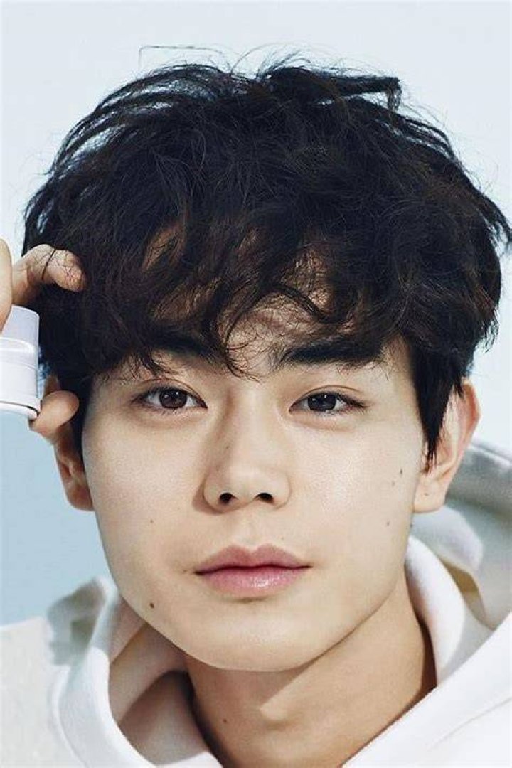 Masaki Suda as Masami Eiri in Serial Experiments Lain 