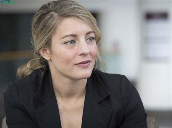 M&eacute;lanie Joly Net Worth 2022, Age, Husband, Children, Family, Salary