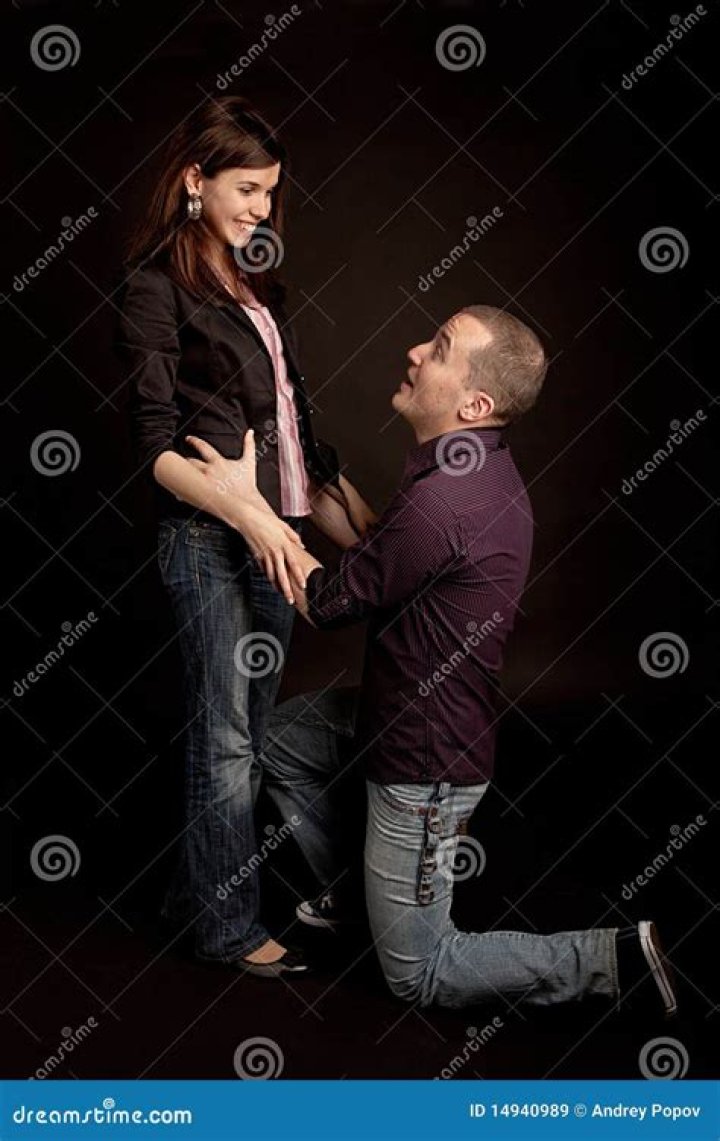 Men Begging Girlfriend Royalty Free Stock Images Image 14940989